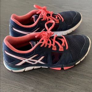 Asics Fluid Axis women’s size 8 1/2